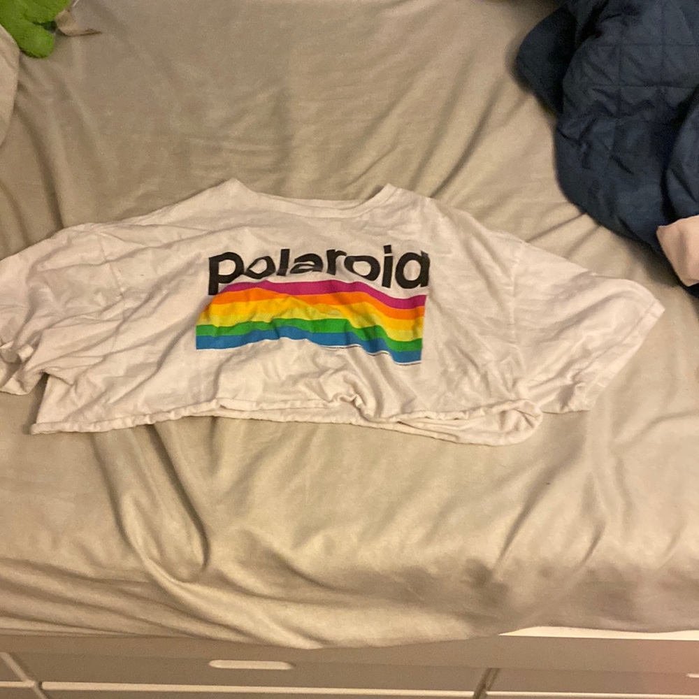 Cropped graphic tee